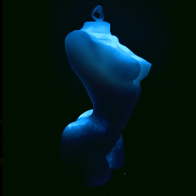 Luminous human sculpture low temperature candle